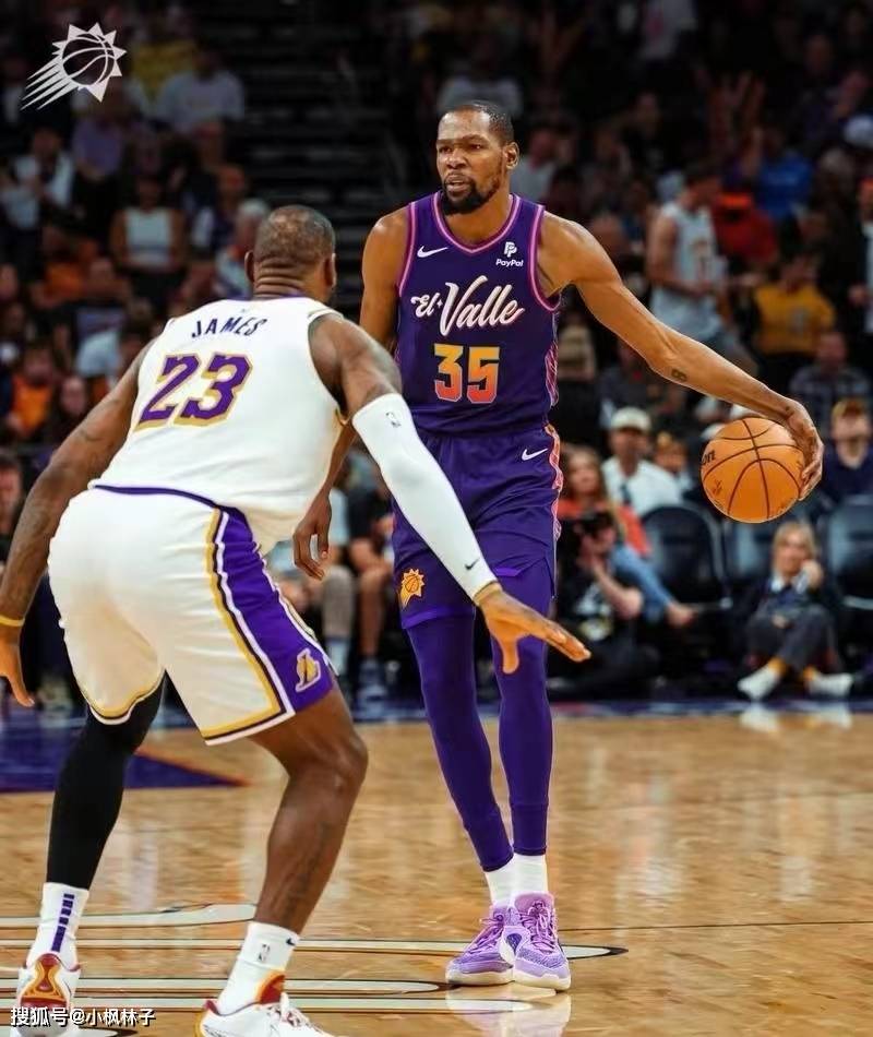 开云体育下载入口-杜兰特连续十五场比赛得分超过领先优势明显，篮网不断突破！热度持续攀升的简单介绍